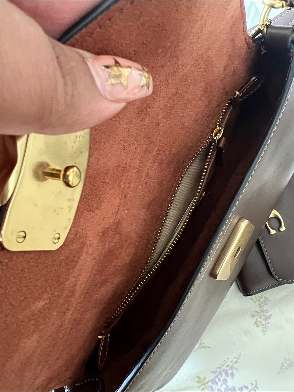 Coach Jet Bag Dark Brown Leather Shoulder Brass Hardware with Matching Wallet - Picture 5 of 9